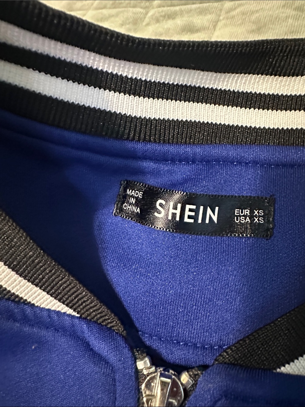 Blue Jacket - Picture 3 of 8